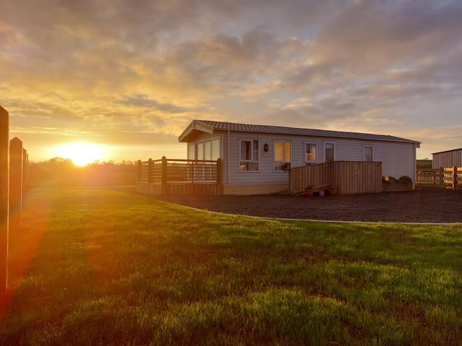 Drumrammer Farm Lodge Ahoghill Eksteriør bilde